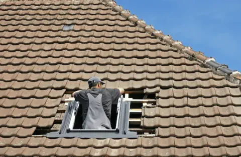 Pose de velux - Arvieu